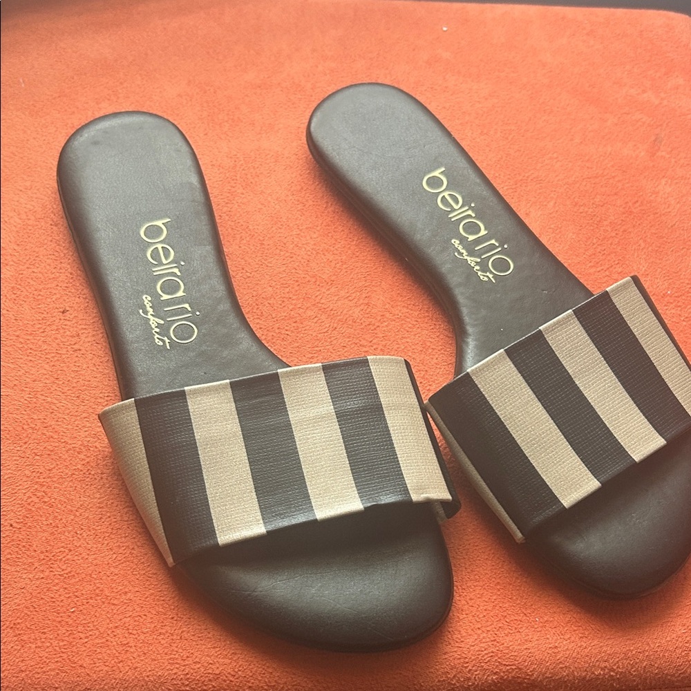 Beira Rio Women's Striped Slide Sandals - Black and Tan